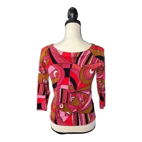 𝅺♥️PIERRE Cardin♥️3/4 sleeve sweater size (Small) - Picture 2 of 8